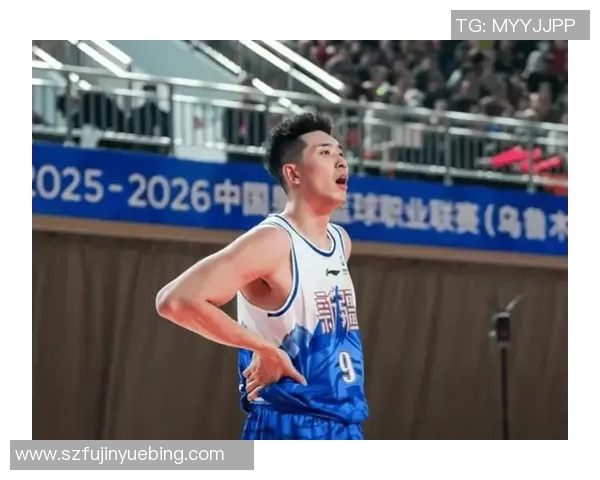 吴冠希在篮球赛场上的成长与突破展现了中国篮球的新希望与未来潜力